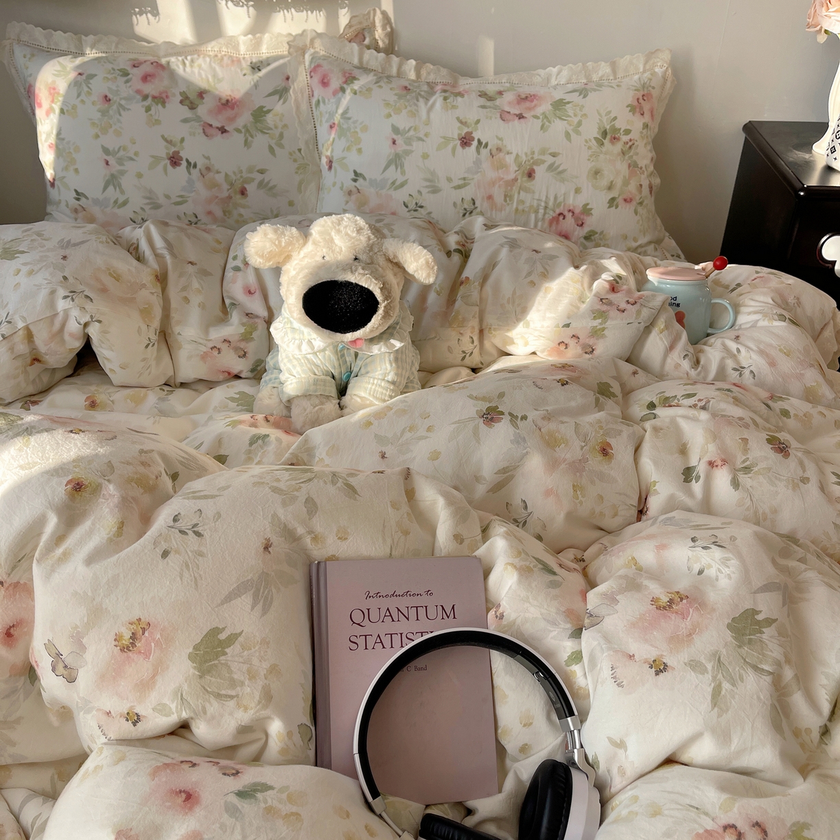 91家纺网 家纺一手货源 找家纺 悦织湾家纺 2026新款镂空花边碎花款四件套印花学生宿舍床上用品三4件套单品被套枕套 沐春