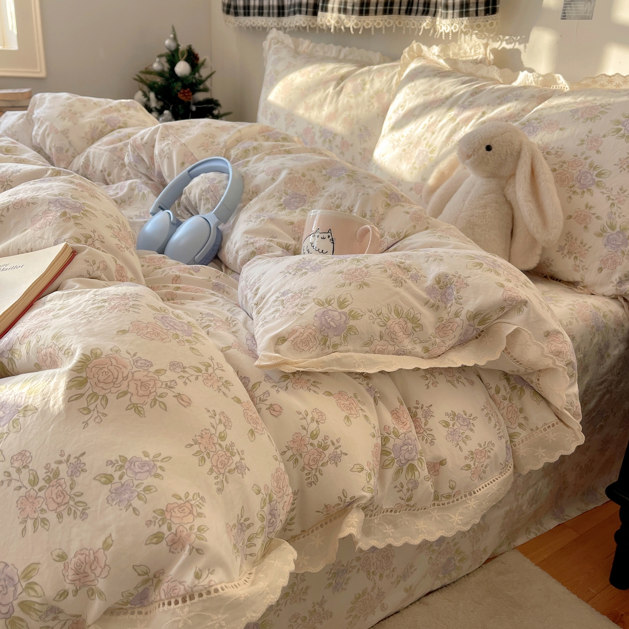 91家纺网 家纺一手货源 找家纺 悦织湾家纺 2026新款镂空花边碎花款四件套印花学生宿舍床上用品三4件套单品被套枕套 瑶光