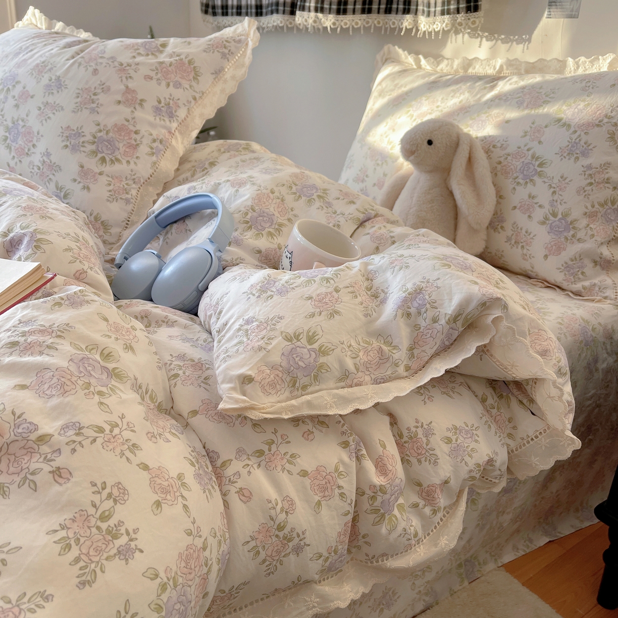 91家纺网 家纺一手货源 找家纺 悦织湾家纺 2026新款镂空花边碎花款四件套印花学生宿舍床上用品三4件套单品被套枕套 瑶光