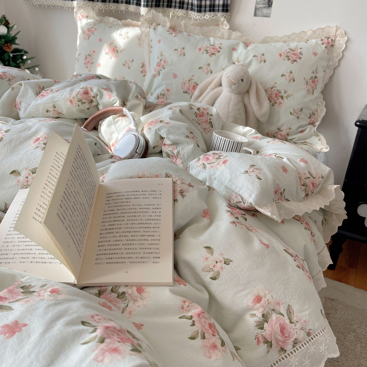 91家纺网 家纺一手货源 找家纺 悦织湾家纺 2026新款镂空花边碎花款四件套印花学生宿舍床上用品三4件套单品被套枕套 盈袖