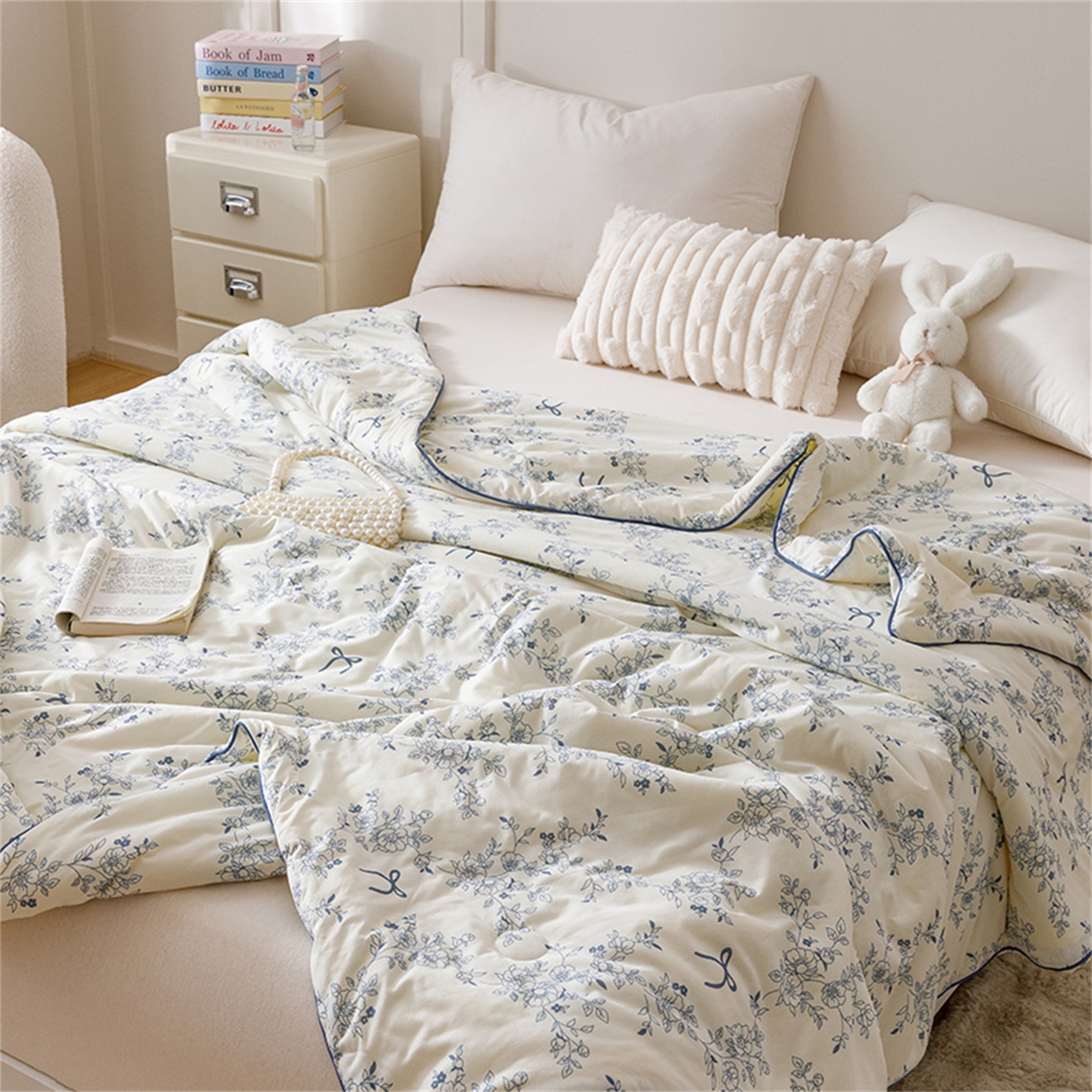 91家纺网 家纺一手货源 找家纺 优被业 2026新款A类牛奶丝针织棉软糯凉感大豆夏被空调被夏凉被(20%大豆国标包检测） 繁花