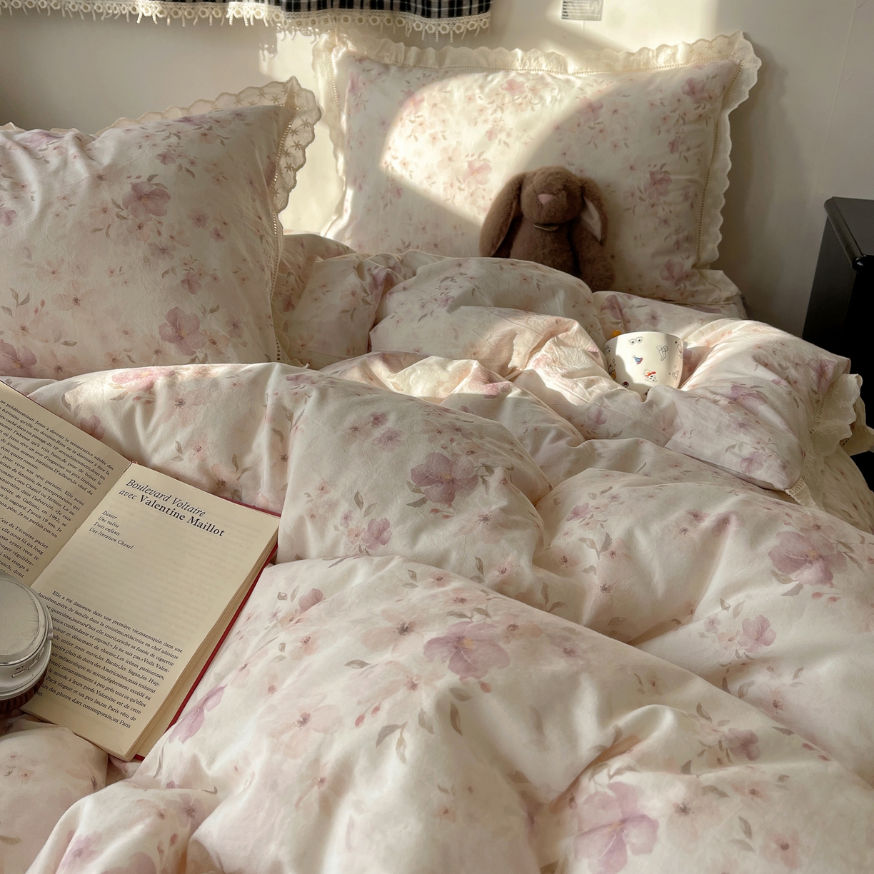 91家纺网 家纺一手货源 找家纺 悦织湾家纺 2026新款镂空花边碎花款四件套印花学生宿舍床上用品三4件套单品被套枕套 紫霞