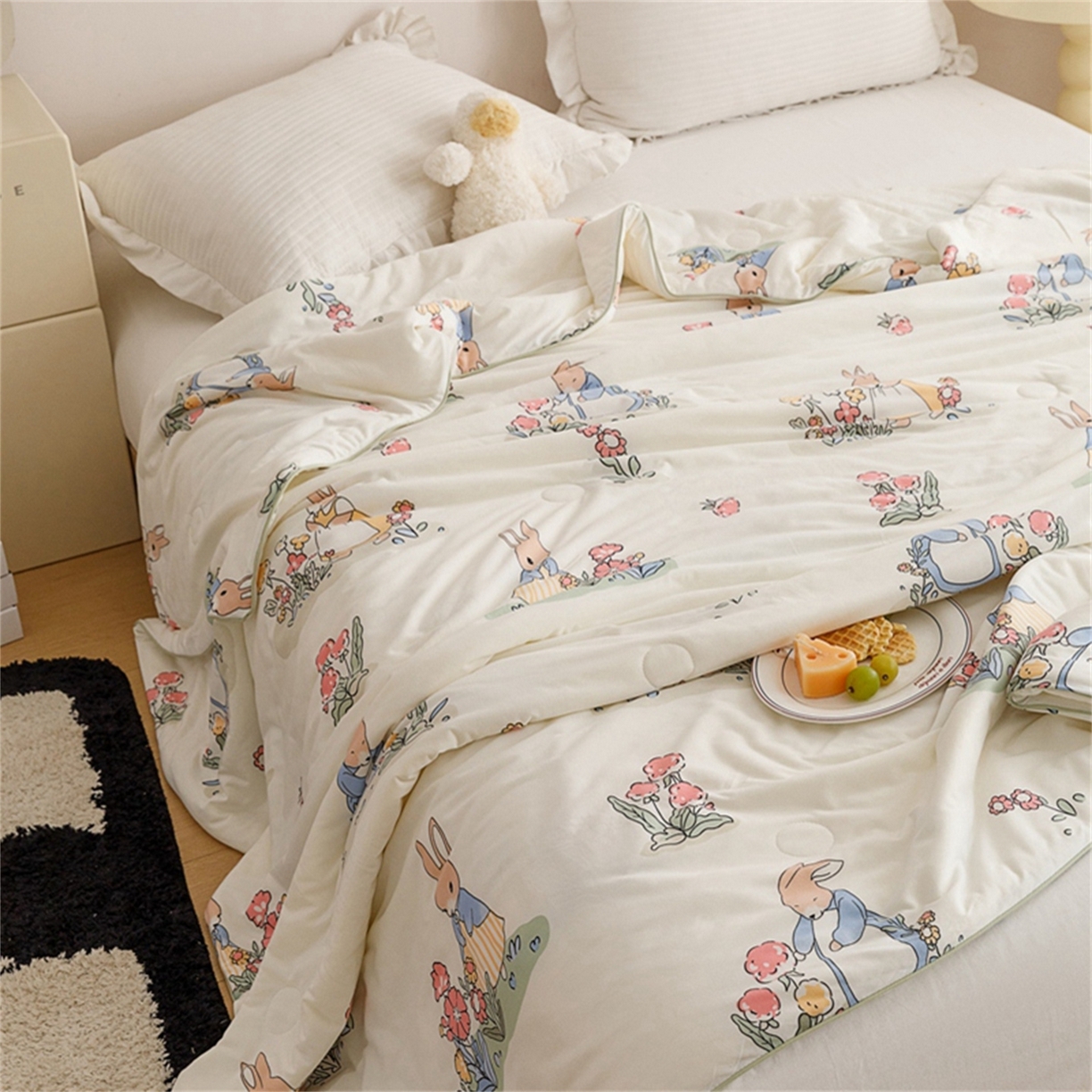 91家纺网 家纺一手货源 找家纺 优被业 2026新款A类牛奶丝针织棉软糯凉感大豆夏被空调被夏凉被(20%大豆国标包检测） 花园小兔