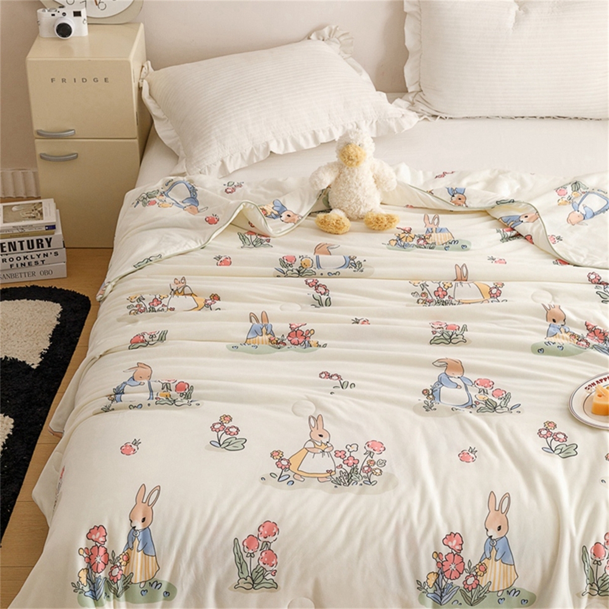 91家纺网 家纺一手货源 找家纺 优被业 2026新款A类牛奶丝针织棉软糯凉感大豆夏被空调被夏凉被(20%大豆国标包检测） 花园小兔