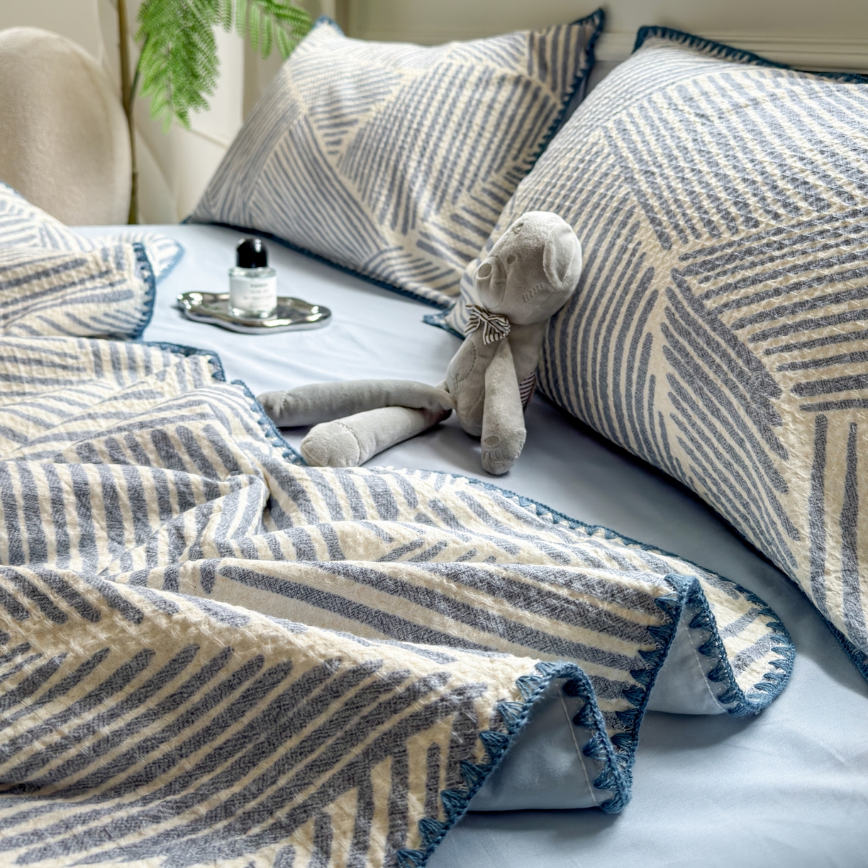 91家纺网 家纺一手货源 找家纺 （总）雯雨家纺 2026新款里外全棉华夫格三角针夏被