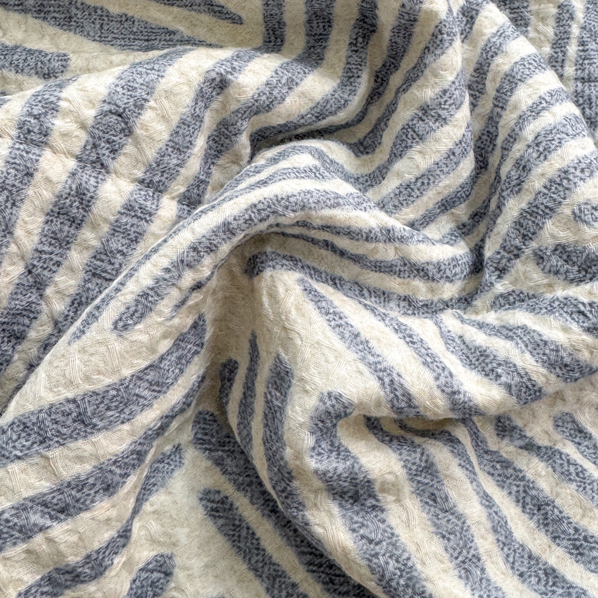 91家纺网 家纺一手货源 找家纺 （总）雯雨家纺 2026新款里外全棉华夫格三角针夏被