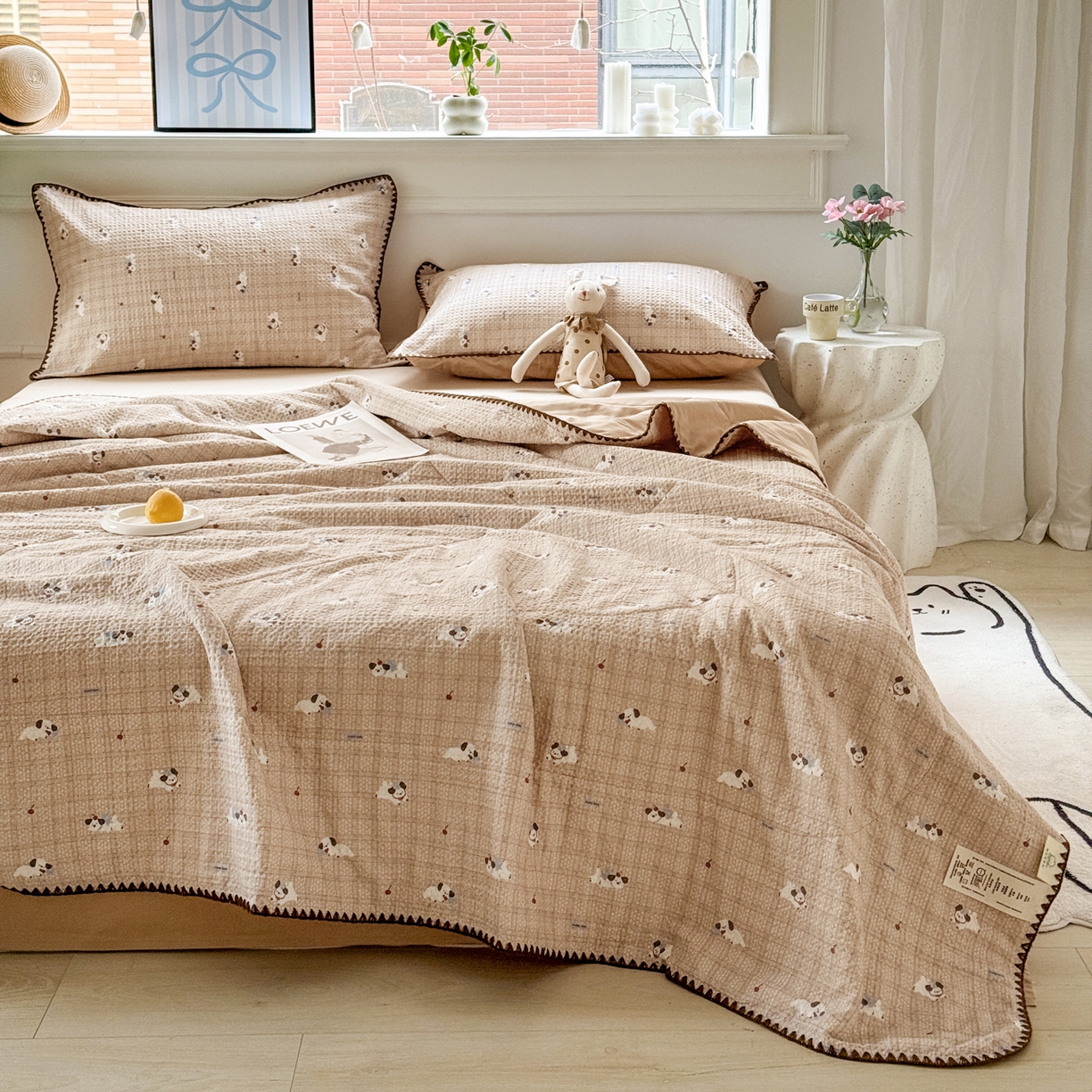 91家纺网 家纺一手货源 找家纺 雯雨家纺 2026新款里外全棉华夫格三角针夏被 流白小狗-米