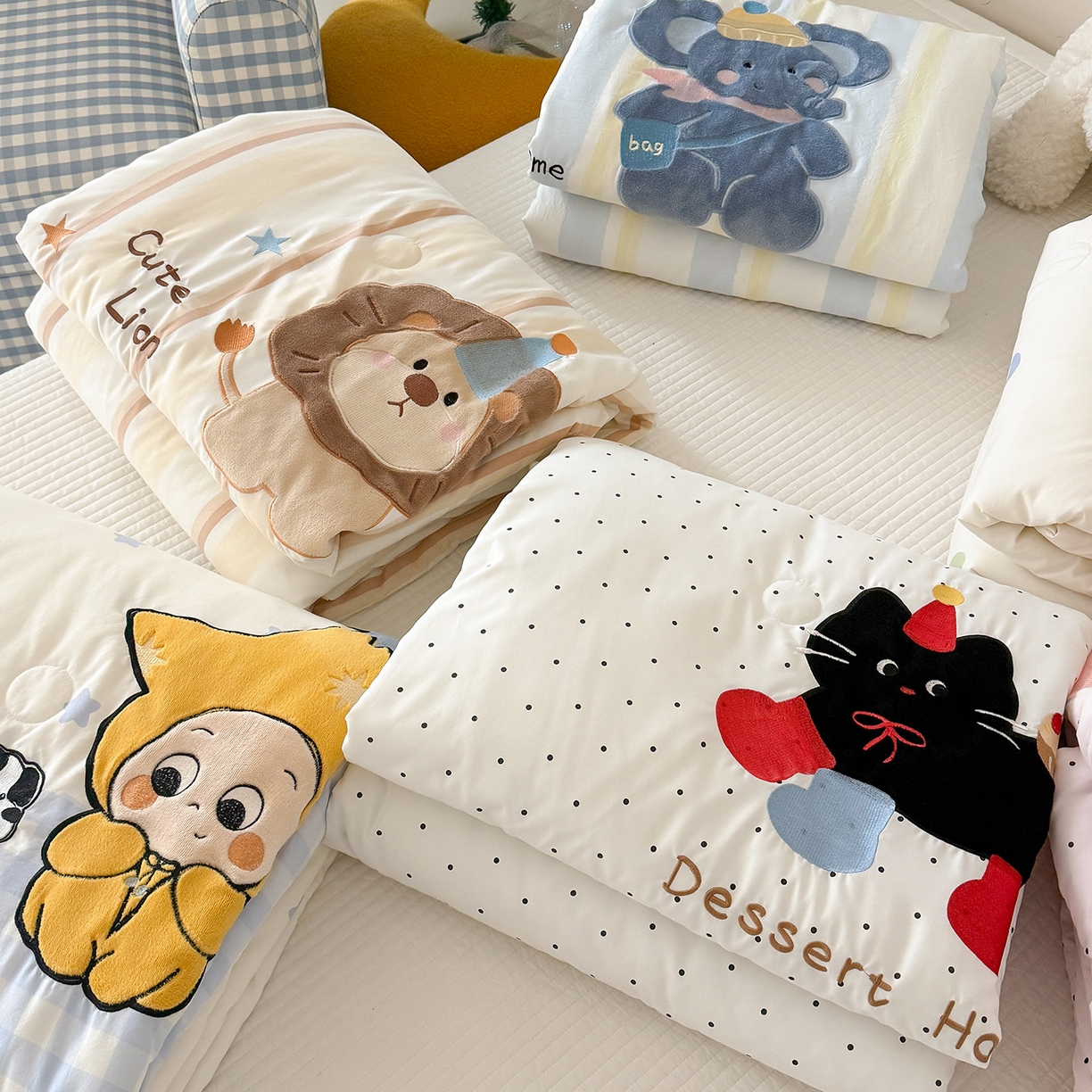 91家纺网 家纺一手货源 找家纺 吾欢心 2026春夏新款水洗棉可爱卡通贴布绣花单夏被空调被夏凉被 组合图仅供参考不可下单
