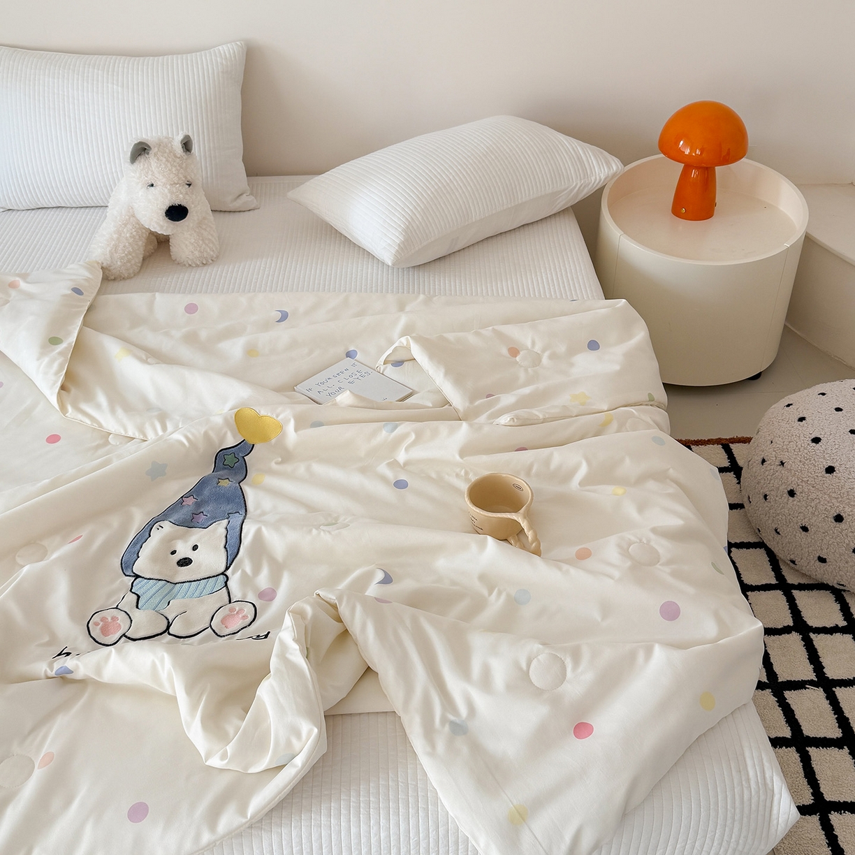 91家纺网 家纺一手货源 找家纺 吾欢心 2026春夏新款水洗棉可爱卡通贴布绣花单夏被空调被夏凉被 开心露比