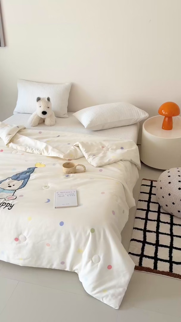 91家纺网 家纺一手货源 找家纺 吾欢心 2026春夏新款水洗棉可爱卡通贴布绣花单夏被空调被夏凉被 开心露比