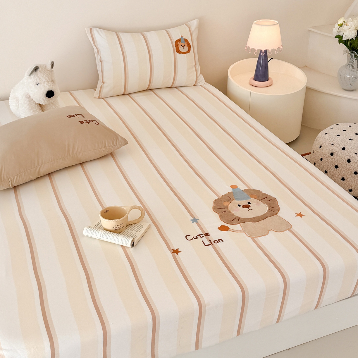 91家纺网 家纺一手货源 找家纺 吾欢心 2026新款水洗棉可爱卡通贴布绣花床笠单品床笠单件床笠三件套 小狮子