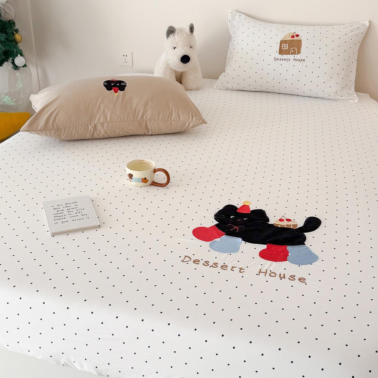 91家纺网 家纺一手货源 找家纺 吾欢心 2026新款水洗棉可爱卡通贴布绣花床笠单品床笠单件床笠三件套 搞怪猫咪