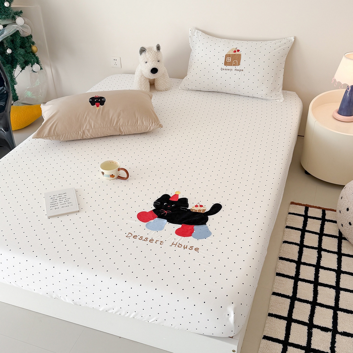 91家纺网 家纺一手货源 找家纺 吾欢心 2026新款水洗棉可爱卡通贴布绣花床笠单品床笠单件床笠三件套 搞怪猫咪