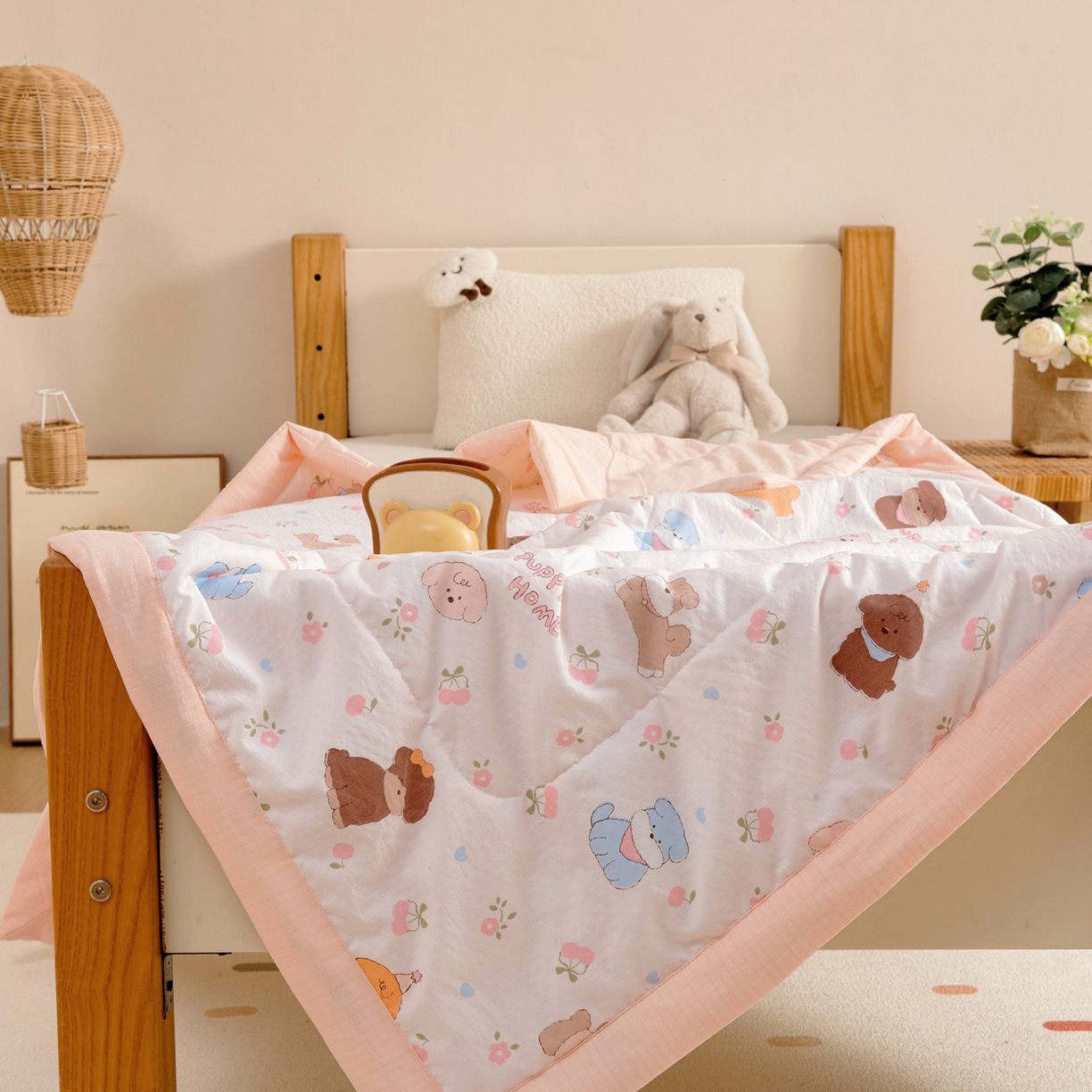 91家纺网 家纺一手货源 找家纺 御棉坊 2026新款A类柔肤棉儿童夏被宝宝空调被幼儿园午睡夏凉被丝绵薄被子 春日小狗