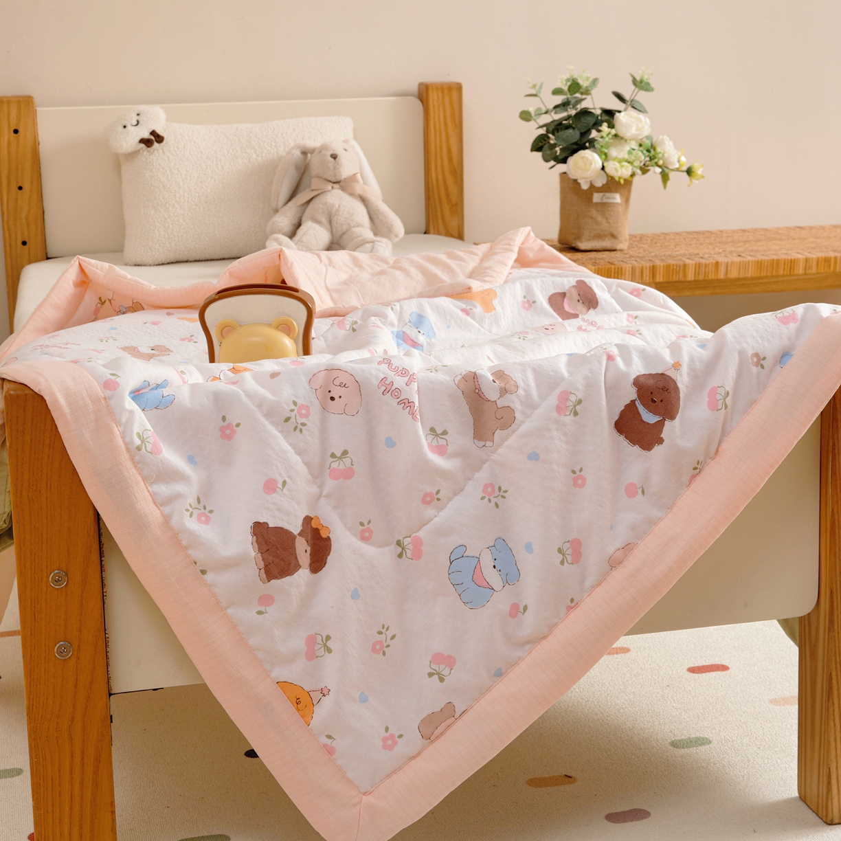 91家纺网 家纺一手货源 找家纺 御棉坊 2026新款A类柔肤棉儿童夏被宝宝空调被幼儿园午睡夏凉被丝绵薄被子 春日小狗