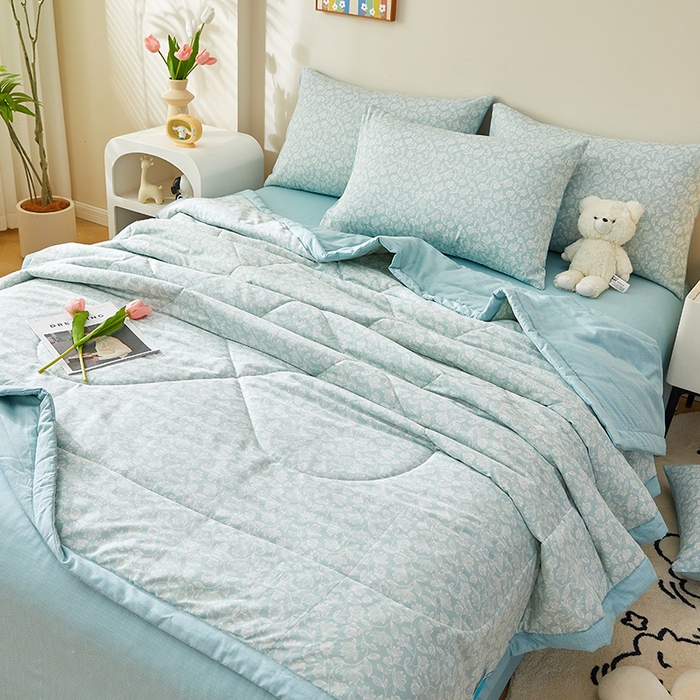 91家纺网 家纺一手货源 找家纺 海洋家纺 2026新款A类里外全棉印花夏被四件套 安妮 蓝