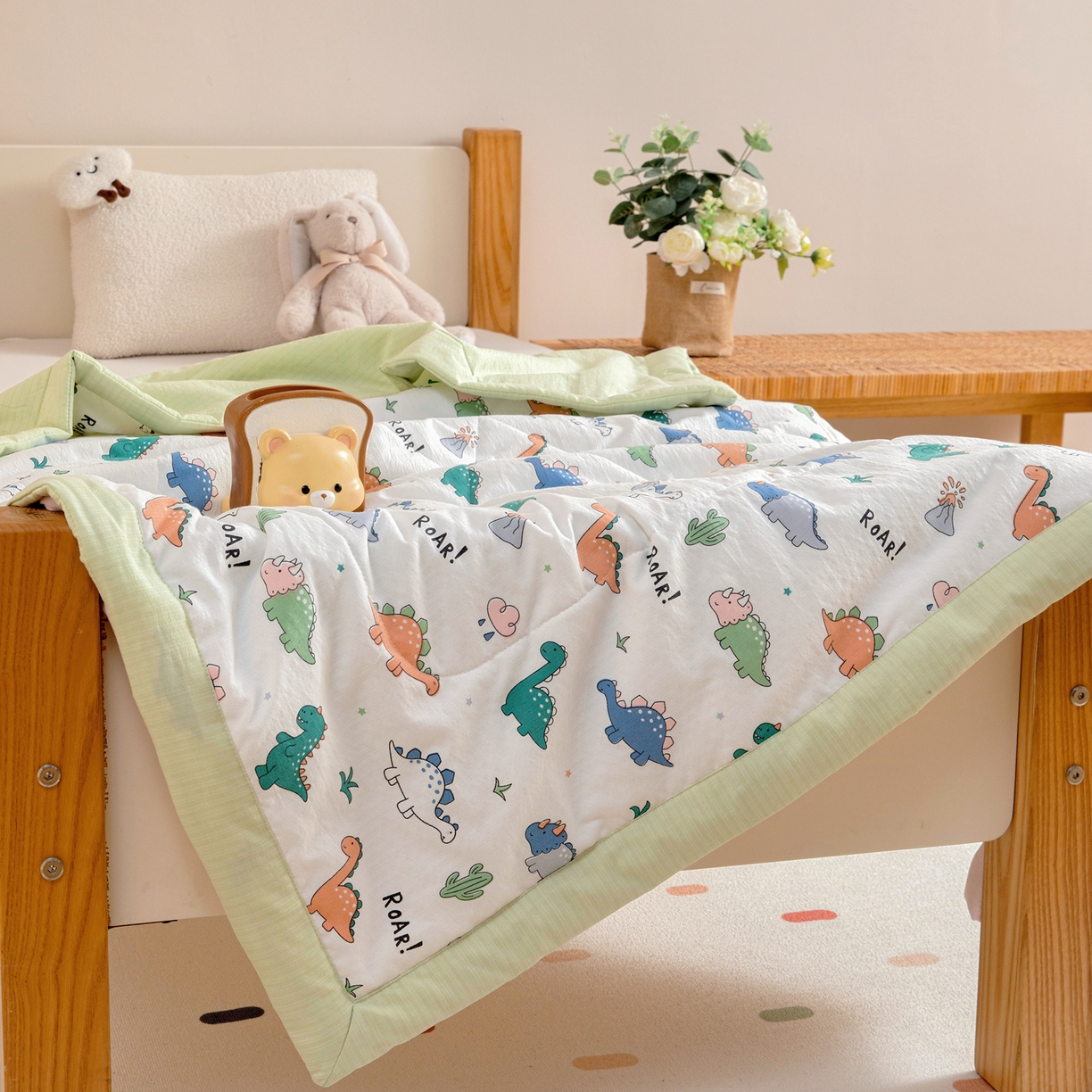 91家纺网 家纺一手货源 找家纺 御棉坊 2026新款A类柔肤棉儿童夏被宝宝空调被幼儿园午睡夏凉被丝绵薄被子 恐龙家园