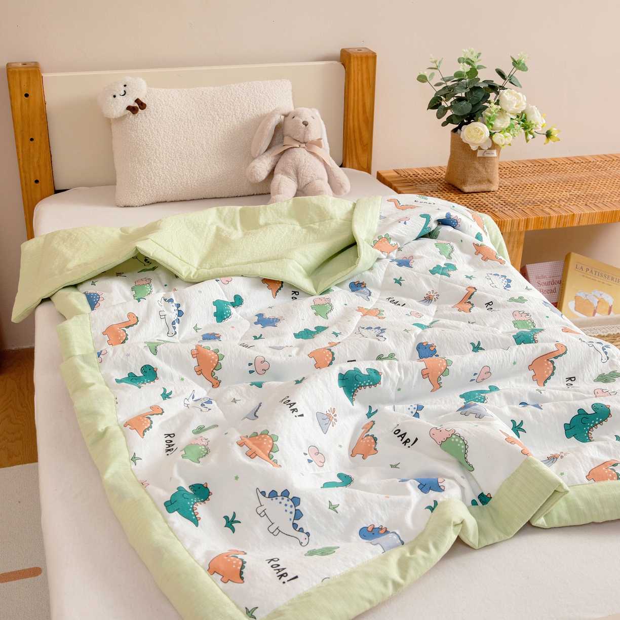 91家纺网 家纺一手货源 找家纺 御棉坊 2026新款A类柔肤棉儿童夏被宝宝空调被幼儿园午睡夏凉被丝绵薄被子 恐龙家园