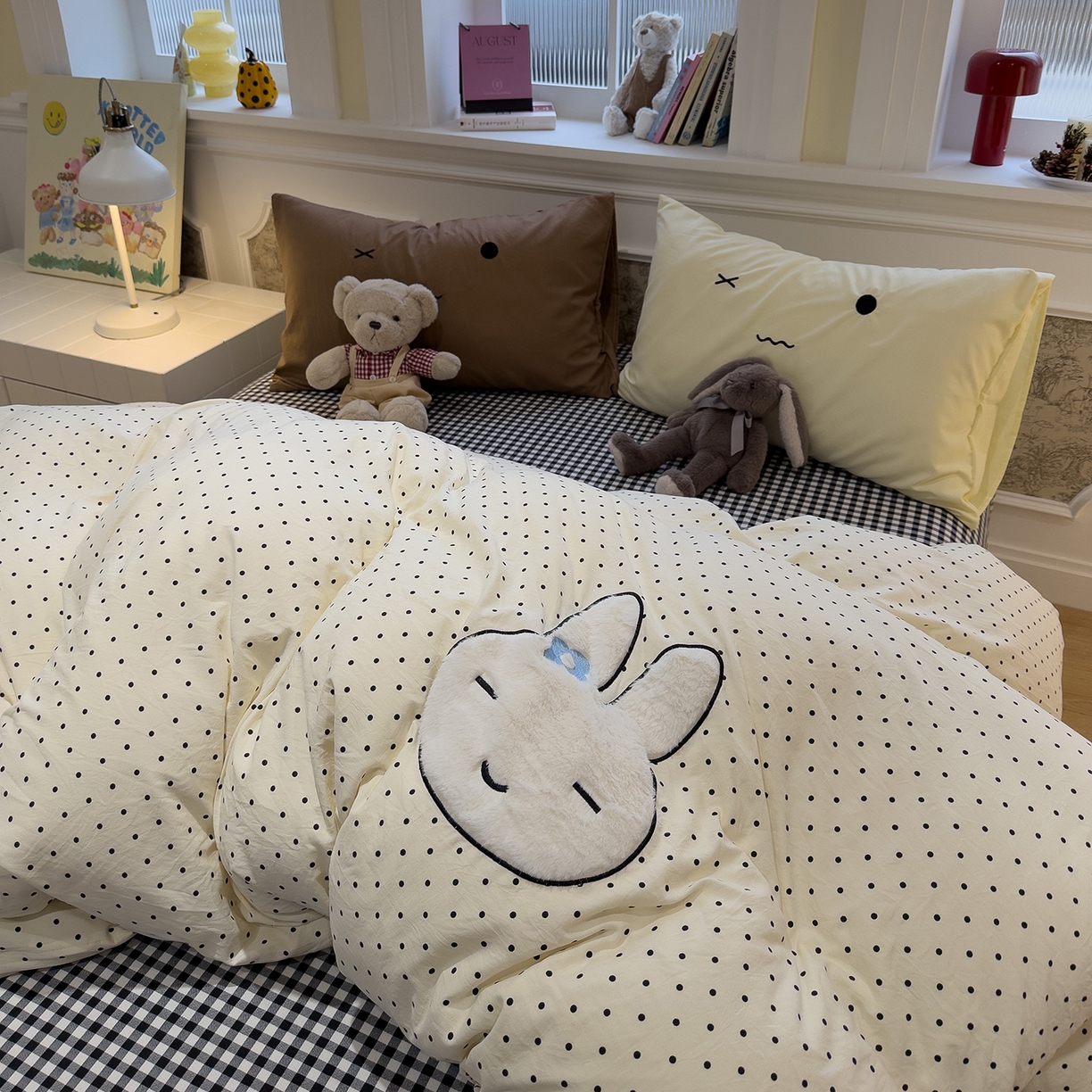 91家纺网 家纺一手货源 找家纺 曼谷家纺 2026年 水洗棉兔毛贴布绣四件套被套床单学生双人 菲菲兔-波点