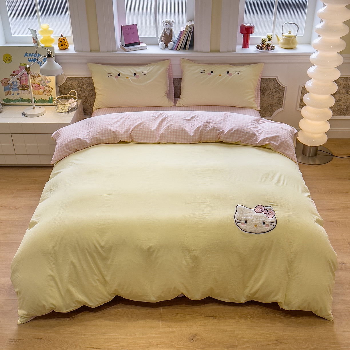 91家纺网 家纺一手货源 找家纺 曼谷家纺 2026年 水洗棉兔毛贴布绣四件套被套床单学生双人 可爱猫-芝士粉小格
