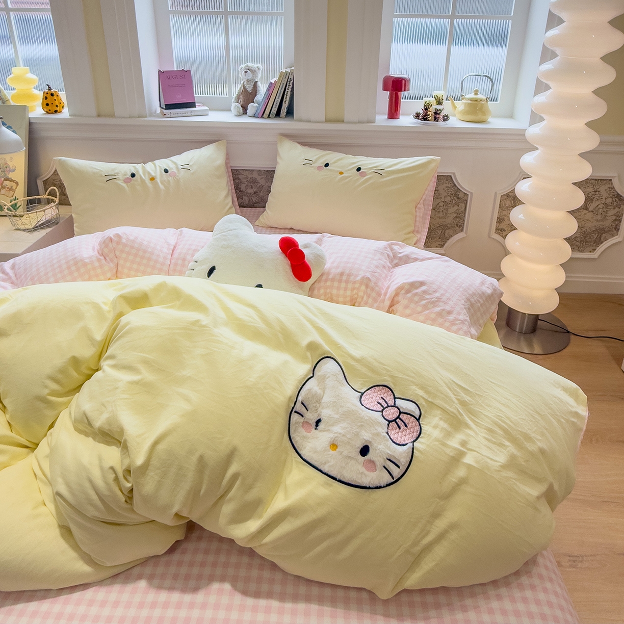 91家纺网 家纺一手货源 找家纺 曼谷家纺 2026年 水洗棉兔毛贴布绣四件套被套床单学生双人 可爱猫-芝士粉小格