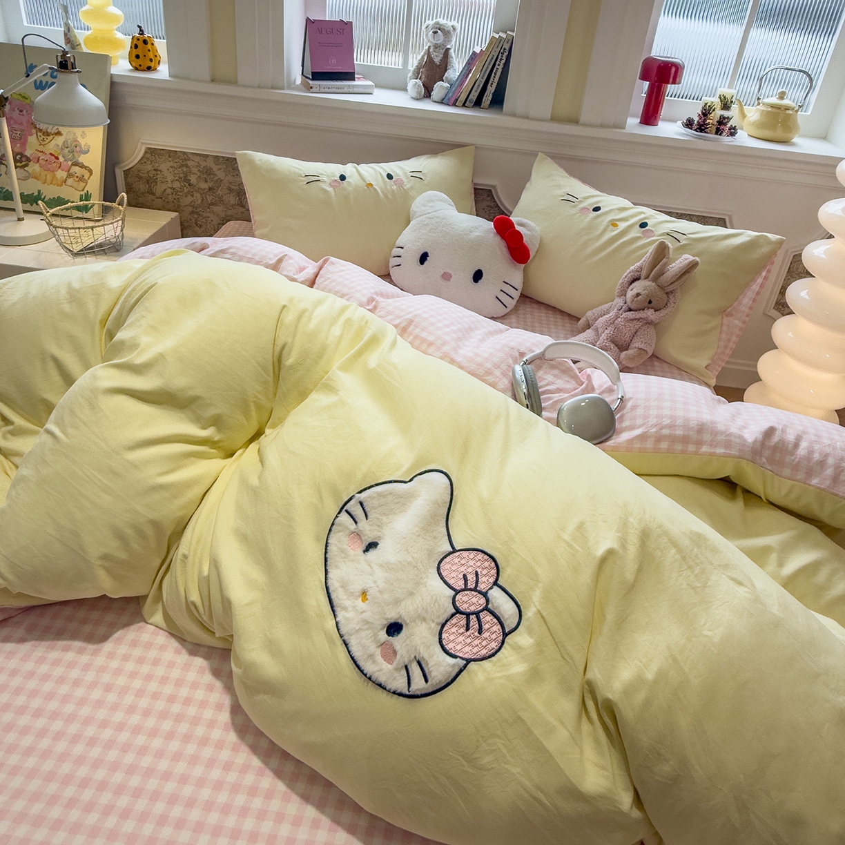 91家纺网 家纺一手货源 找家纺 曼谷家纺 2026年 水洗棉兔毛贴布绣四件套被套床单学生双人 可爱猫-芝士粉小格