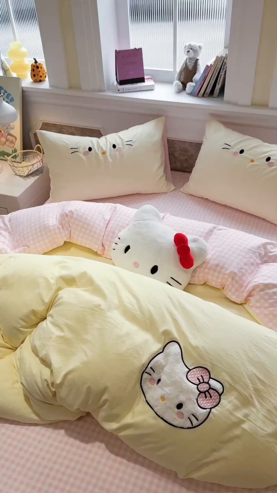 91家纺网 家纺一手货源 找家纺 曼谷家纺 2026年 水洗棉兔毛贴布绣四件套被套床单学生双人 可爱猫-芝士粉小格