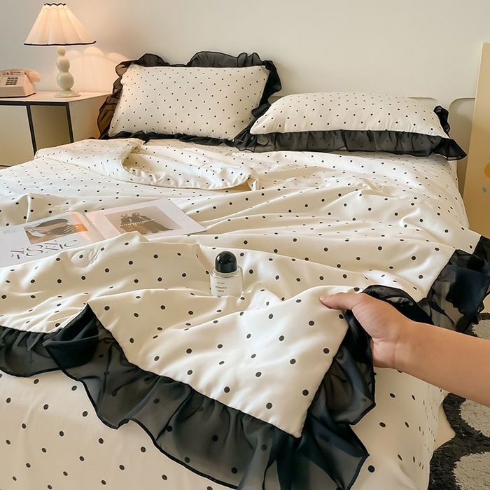 绒世界 2026新款水洗真丝冰丝美拉德风花边夏被四件套空调被夏凉被 夏被-波点