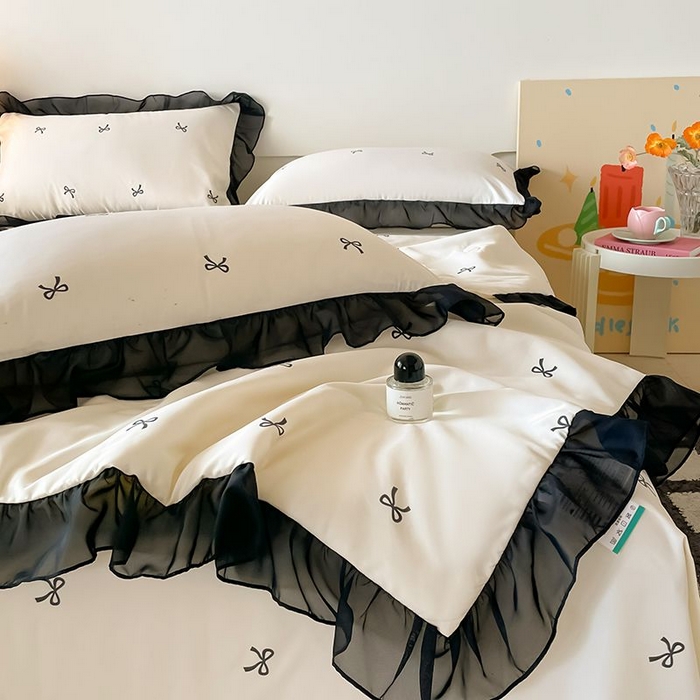 91家纺网 家纺一手货源 找家纺 绒世界 2026新款水洗真丝冰丝美拉德风花边夏被四件套空调被夏凉被 夏被-蝴蝶结