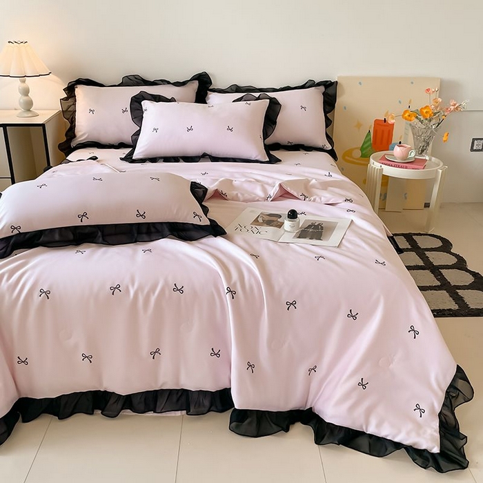 91家纺网 家纺一手货源 找家纺 绒世界 2026新款水洗真丝冰丝美拉德风花边夏被四件套空调被夏凉被 夏被-蝴蝶结-粉