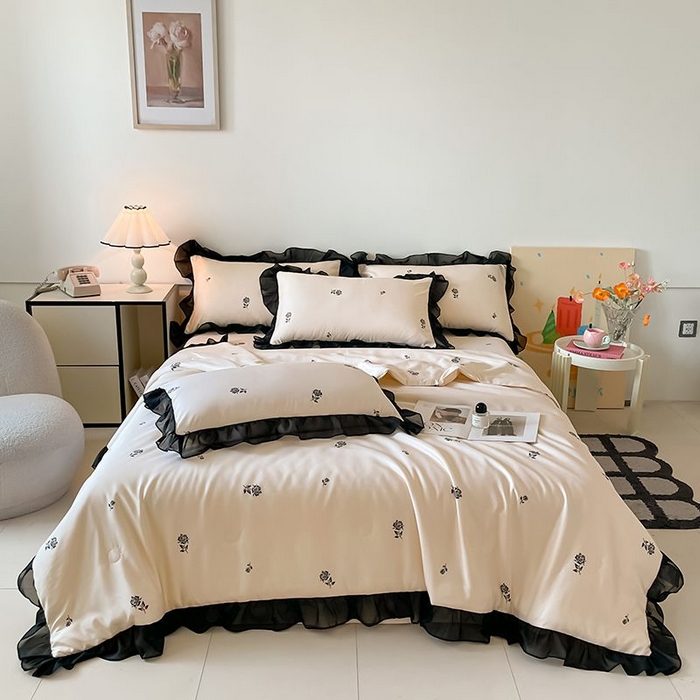 91家纺网 家纺一手货源 找家纺 绒世界 2026新款水洗真丝冰丝美拉德风花边夏被四件套空调被夏凉被 夏被-玫瑰