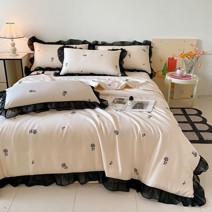 91家纺网 家纺一手货源 找家纺 绒世界 2026新款水洗真丝冰丝美拉德风花边夏被四件套空调被夏凉被 夏被-玫瑰