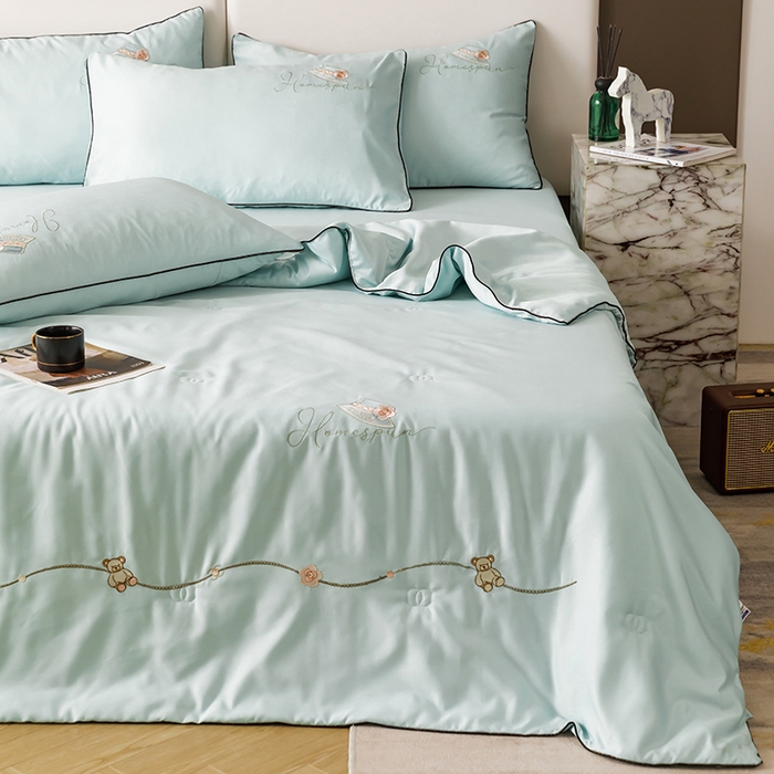 91家纺网 家纺一手货源 找家纺 绒世界 2026新款刺绣水洗真丝夏被四件套公主日记系列-风格二 公主日记-白茶绿