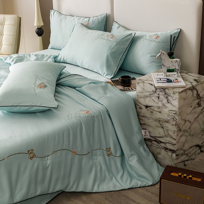 91家纺网 家纺一手货源 找家纺 绒世界 2026新款刺绣水洗真丝夏被四件套公主日记系列-风格二 公主日记-白茶绿