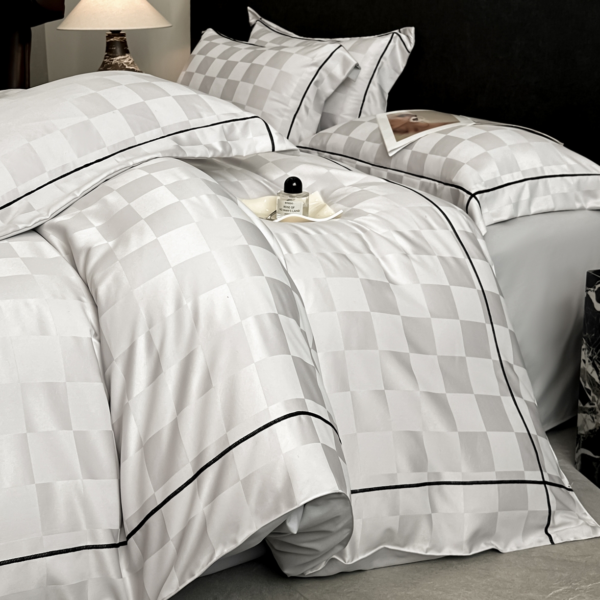 91家纺网 家纺一手货源 找家纺 绒世界 2026新款贡缎提花床单床笠四件套 银灰