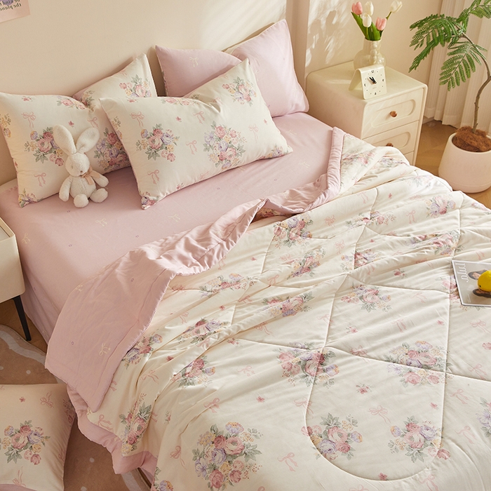 91家纺网 家纺一手货源 找家纺 海洋家纺 2026新款A类里外全棉印花夏被四件套 花影