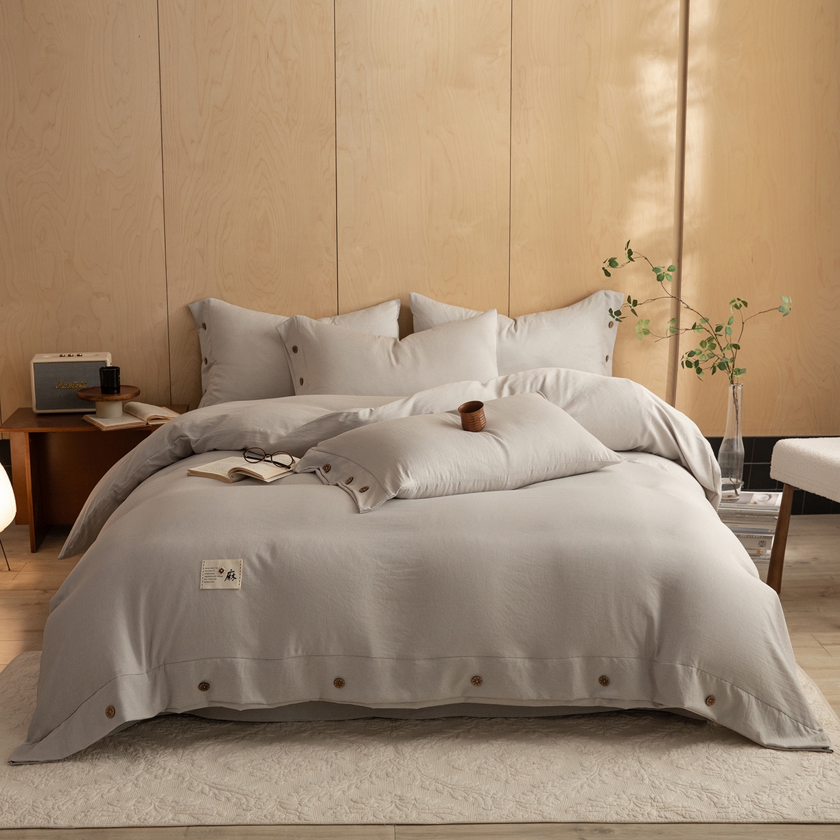 91家纺网 家纺一手货源 找家纺 绒世界 2026新款雨露麻纽扣款床单床笠四件套 雨露麻（浅咖）