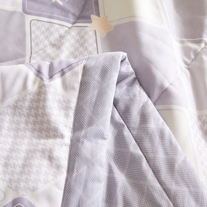 91家纺网 家纺一手货源 找家纺 海洋家纺 2026新款A类里外全棉印花夏被四件套 菱形格 灰