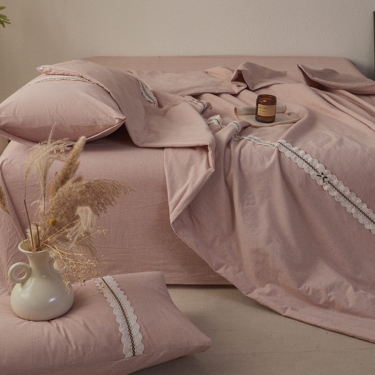 91家纺网 家纺一手货源 找家纺 尊妙被业 2026新款A类棉麻亚麻夏被大豆夏被四件套 棉麻 粉