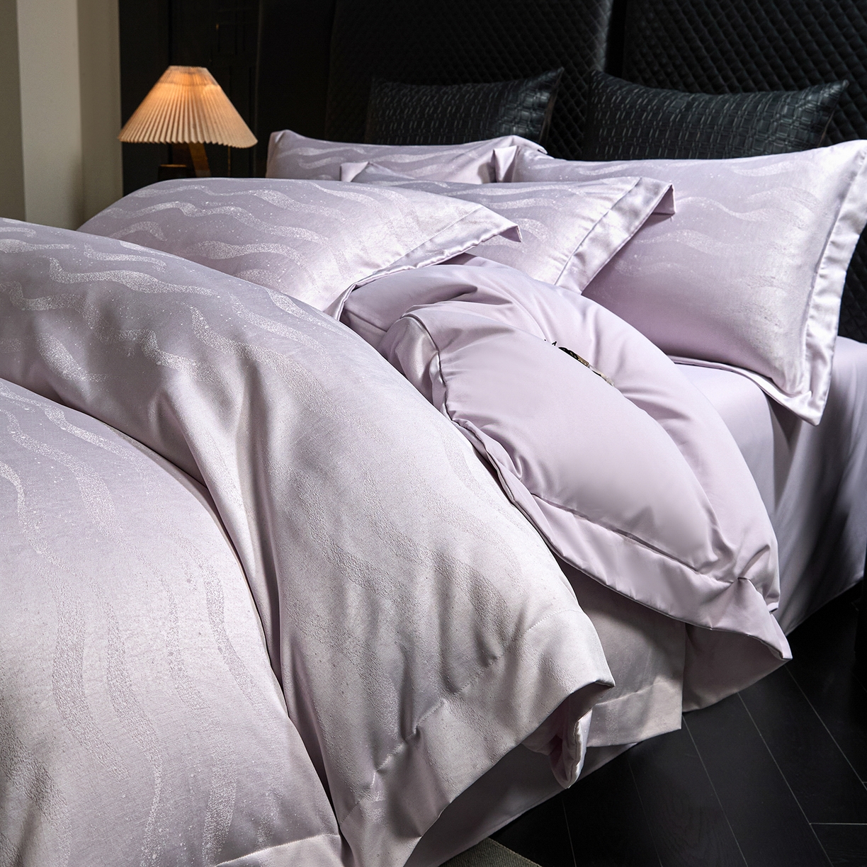 91家纺网 家纺一手货源 找家纺 绒世界 2026新款压线款金丝提花床单床笠四件套 金丝提花-烟灰紫