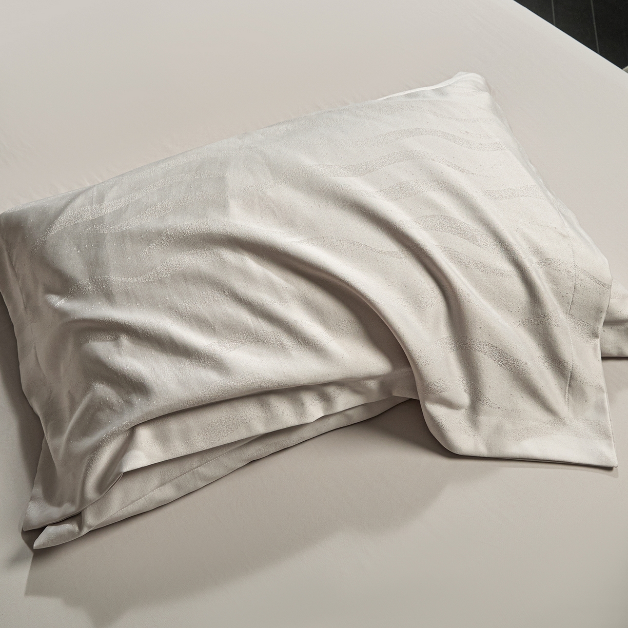 91家纺网 家纺一手货源 找家纺 绒世界 2026新款压线款金丝提花床单床笠四件套 金丝提花-奶光杏