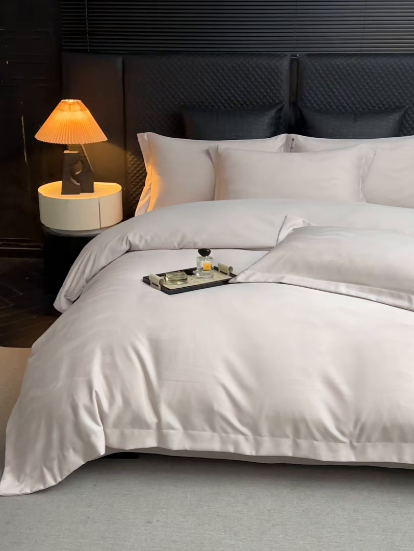 91家纺网 家纺一手货源 找家纺 绒世界 2026新款压线款金丝提花床单床笠四件套 金丝提花-奶光杏