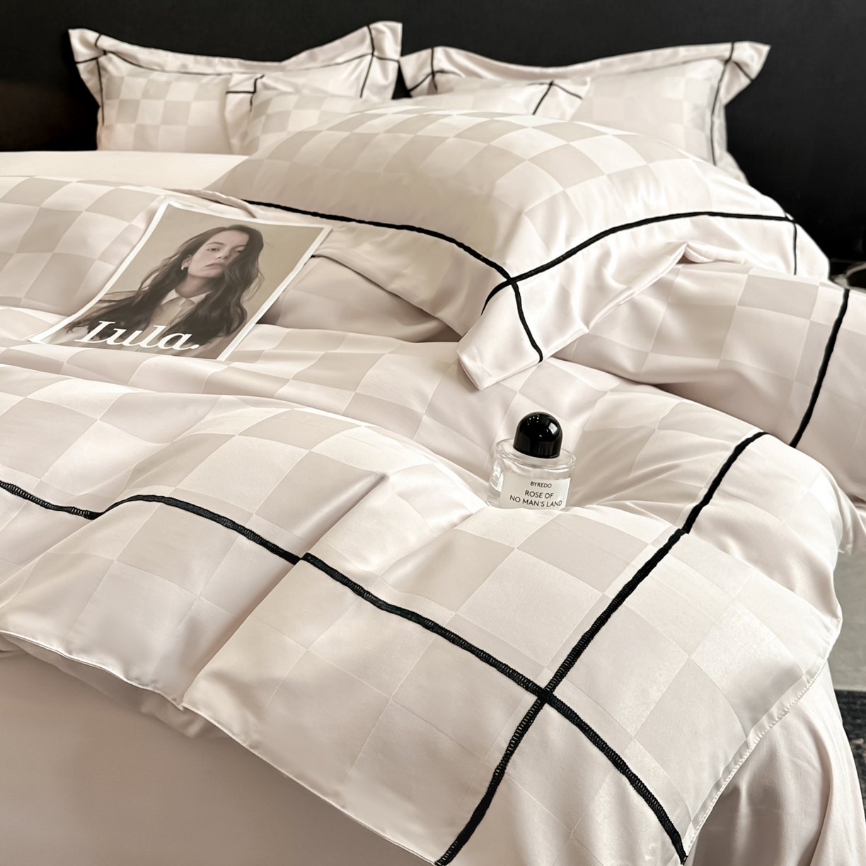 91家纺网 家纺一手货源 找家纺 丝印良品 2026新款贡缎提花床单床笠四件套 香槟