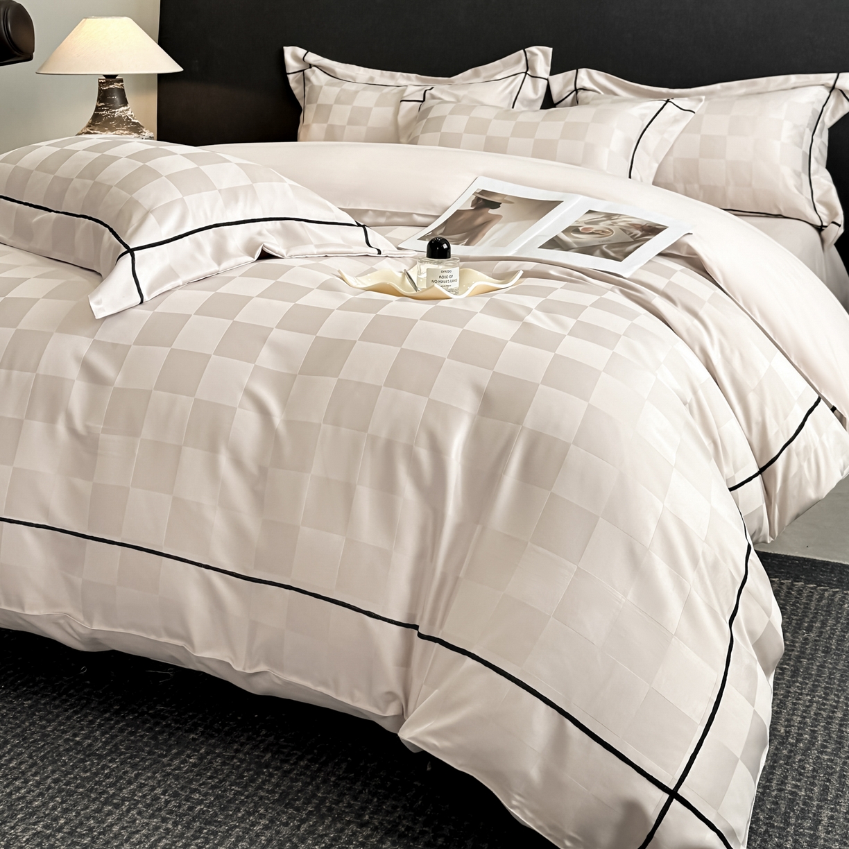 91家纺网 家纺一手货源 找家纺 丝印良品 2026新款贡缎提花床单床笠四件套 香槟