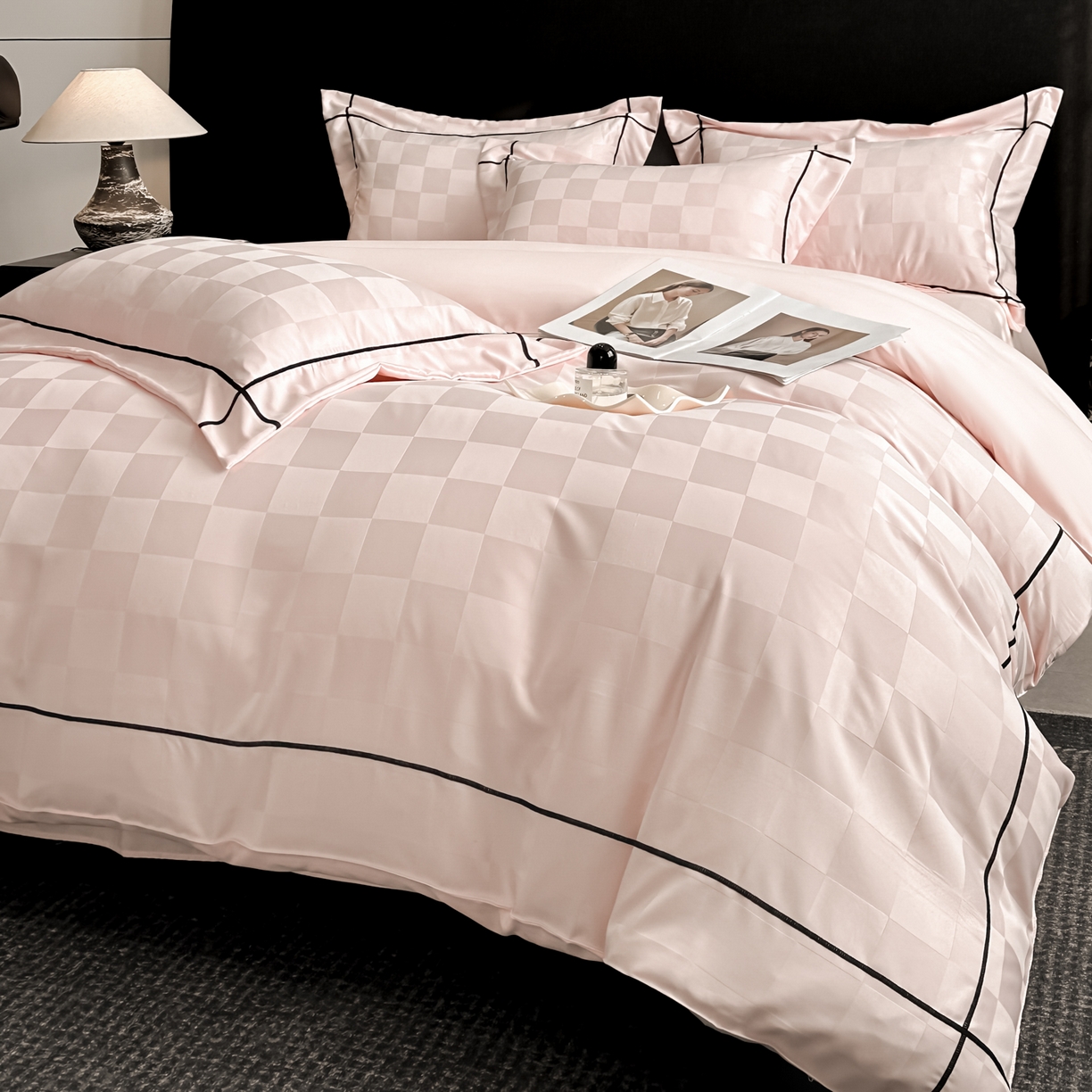 91家纺网 家纺一手货源 找家纺 丝印良品 2026新款贡缎提花床单床笠四件套 粉玉