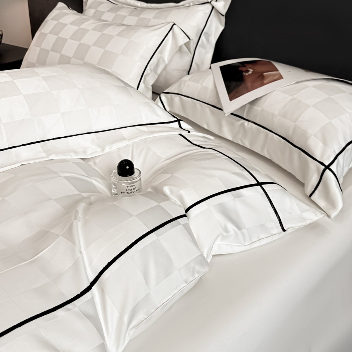 91家纺网 家纺一手货源 找家纺 丝印良品 2026新款贡缎提花床单床笠四件套 象牙白