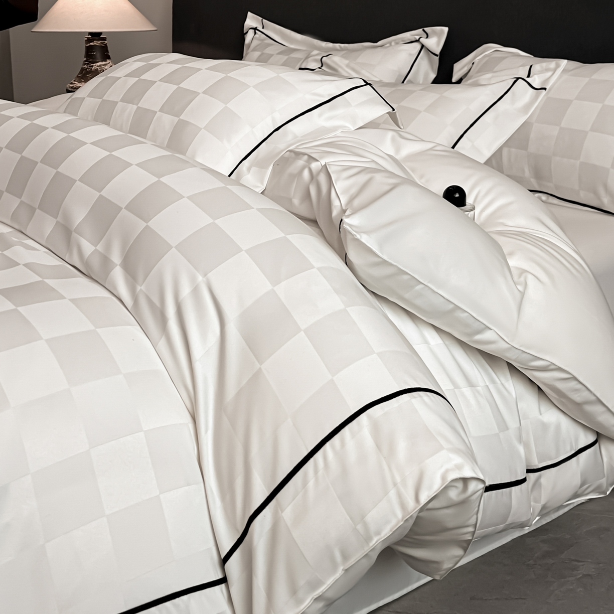 91家纺网 家纺一手货源 找家纺 丝印良品 2026新款贡缎提花床单床笠四件套 象牙白