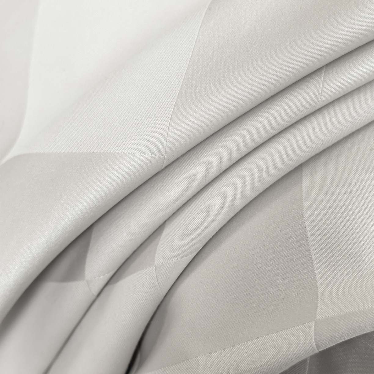 91家纺网 家纺一手货源 找家纺 丝印良品 2026新款贡缎提花床单床笠四件套 银灰