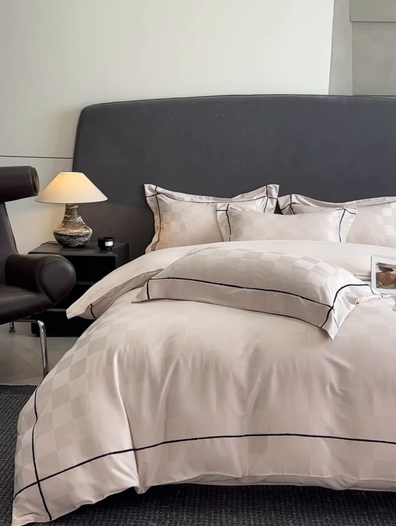 91家纺网 家纺一手货源 找家纺 丝印良品 2026新款贡缎提花床单床笠四件套 香槟