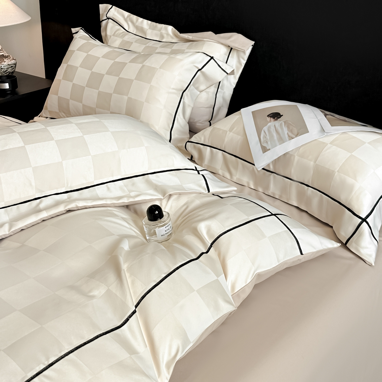 91家纺网 家纺一手货源 找家纺 丝印良品 2026新款贡缎提花床单床笠四件套 卡其